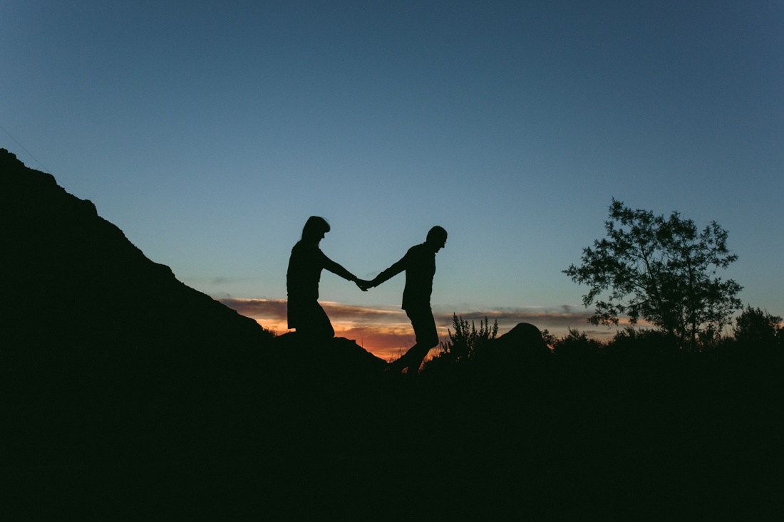 Kirsty&Brett-urban-engagement-shoot028